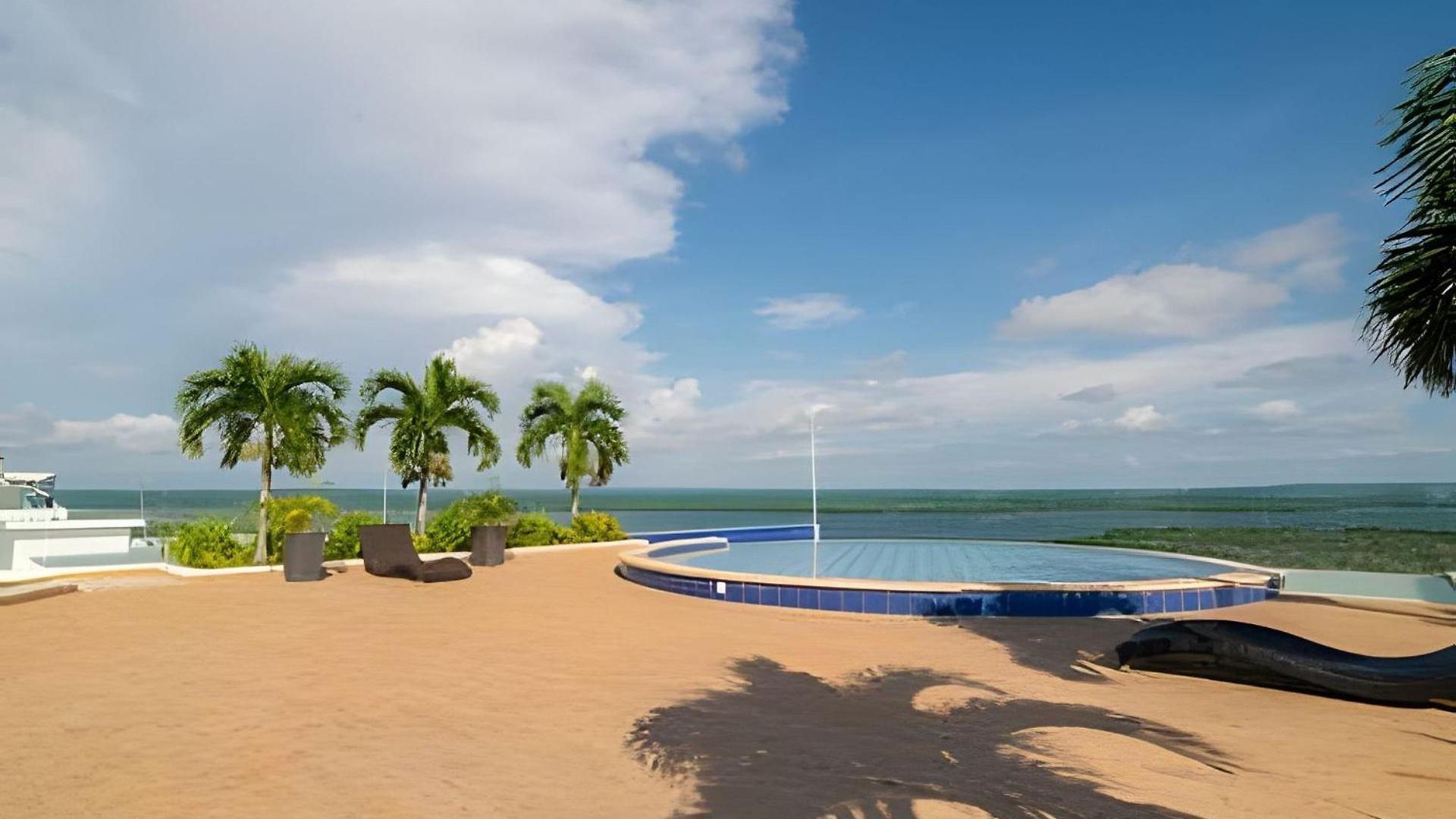 2 Morros. Vista Ciénaga Y Salida Playa *