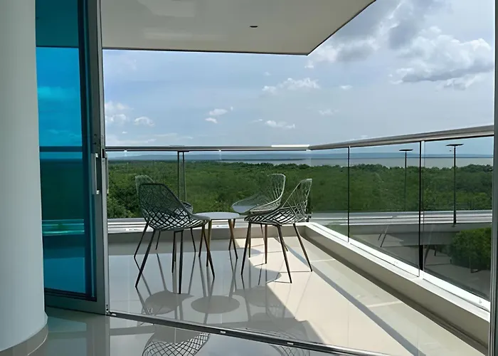 2 Dormitorios Morros. Vista Ciénaga y salida playa